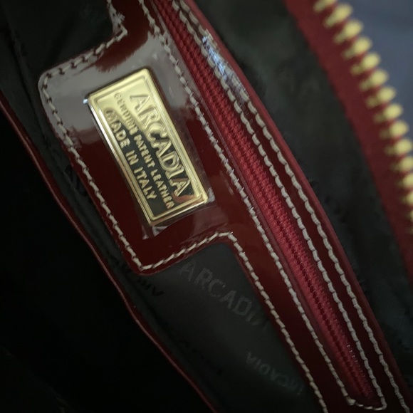 Arcadia polo red patent leather Italian satchel bag - Picture 13 of 13